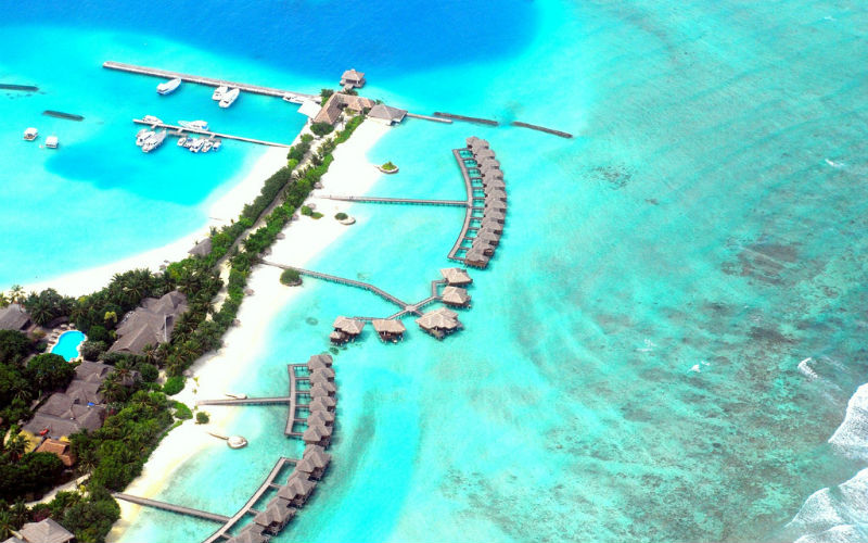 Maldives villas ocean
