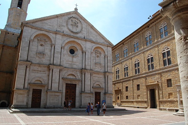 Pienza-Tuscany-Church